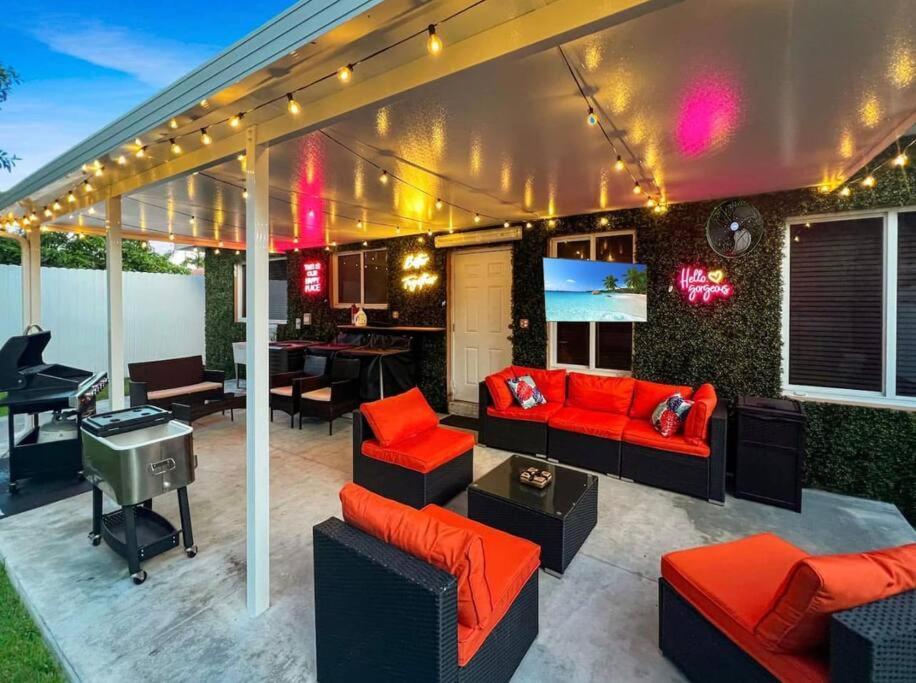 Escape Gameroom, Bar, Bbq, Spacious,King Bed, All Luxury Mattresses, Near Beach, 6 Blocks Away From Bars, Nite Clubs, Res, Shops Miami Exterior photo